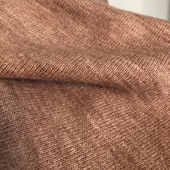 Dusty rose, cozy sweater. Brand: French Connection. Size: S. Lightly worn. - Picture 5 of 6